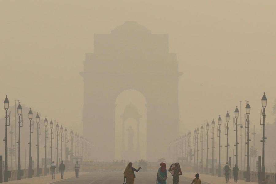 Delhi Air quality slightly improves dgtl