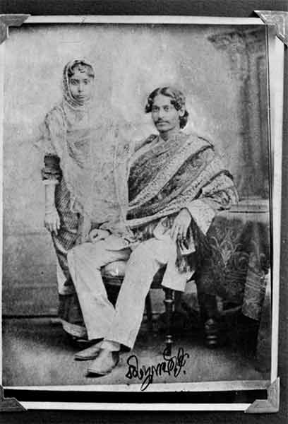Rabindranath Tagore and his wife Mrinalini Devi