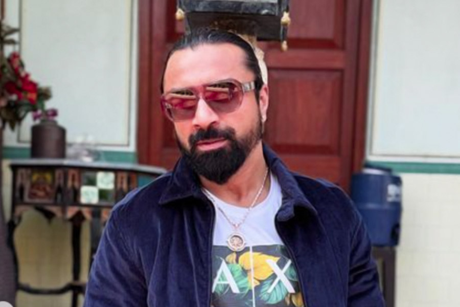 Ajaz Khan