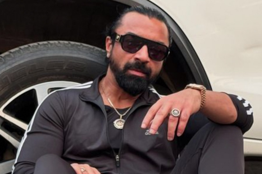 Ajaz Khan