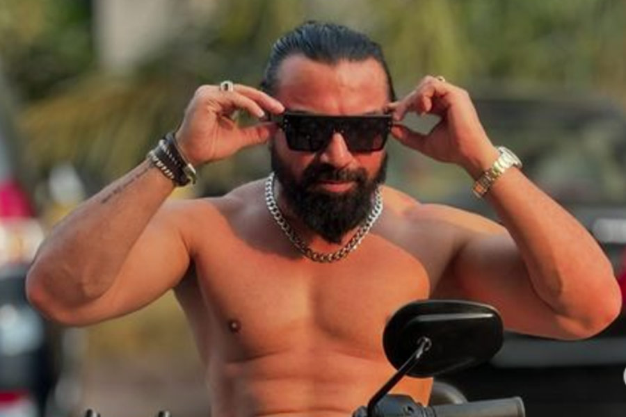 Ajaz Khan