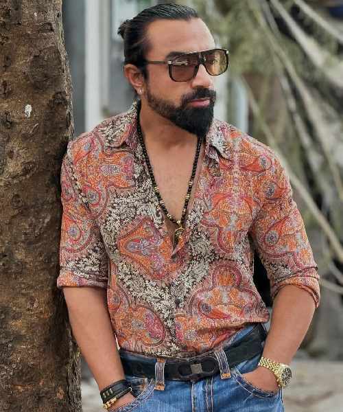 Ajaz Khan