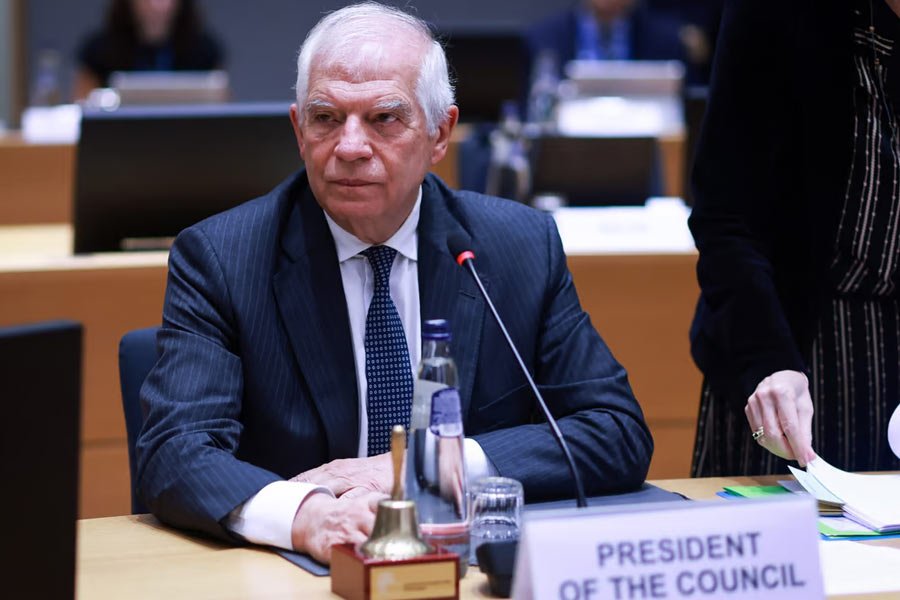 Donald Trump ally Lindsey Graham warns UK and Canada for aiding Israeli PM Benjamin Netanyahu arrest as per ICC 