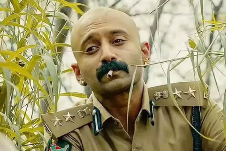 ‘পুষ্পা ১’ ছবিতে অভিনয় করে সাড়ে তিন কোটি টাকা উপার্জন করেছিলেন ফাহাদ।