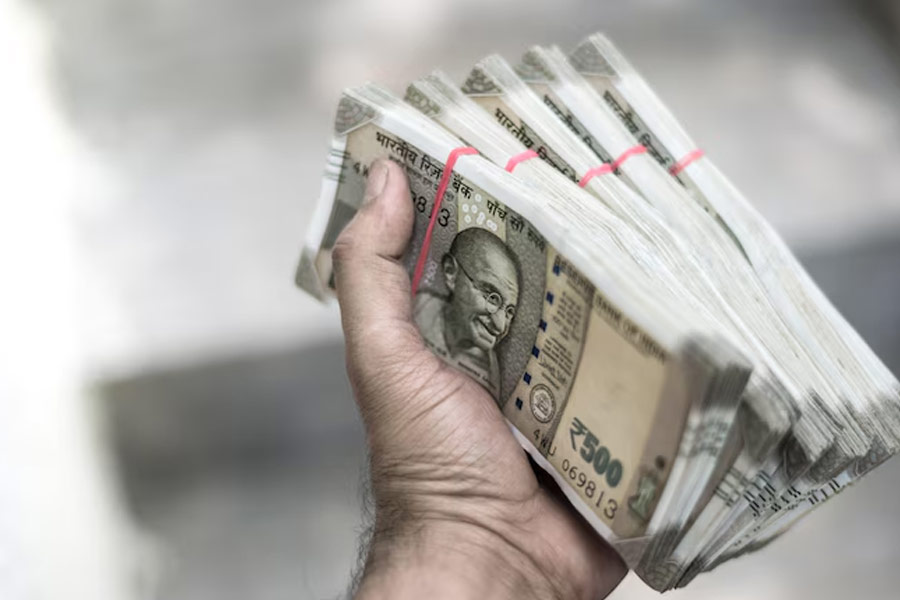 Inflation calculator Rs 1 crore value depreciate to Rs Rs 75 lakh know the details 