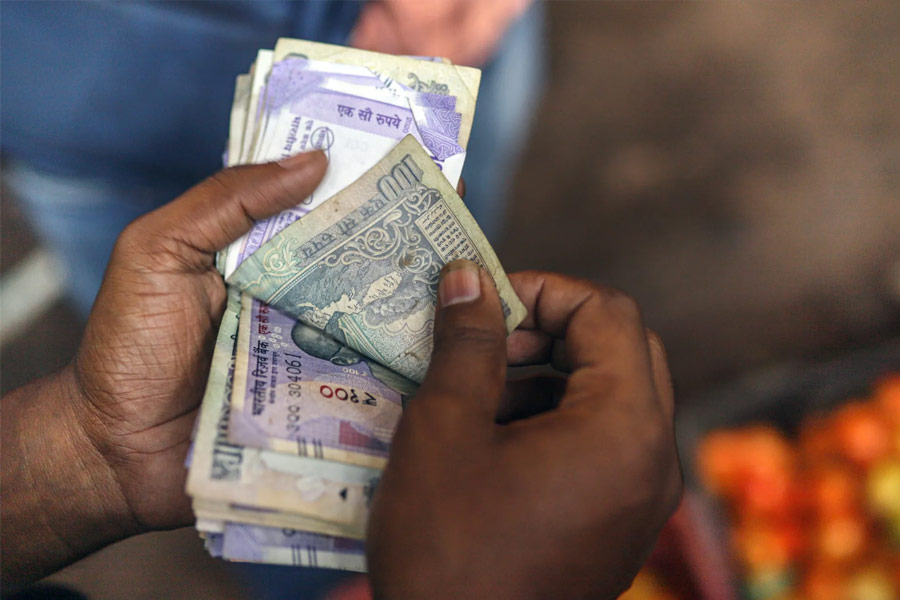 Inflation calculator Rs 1 crore value depreciate to Rs Rs 75 lakh know the details 