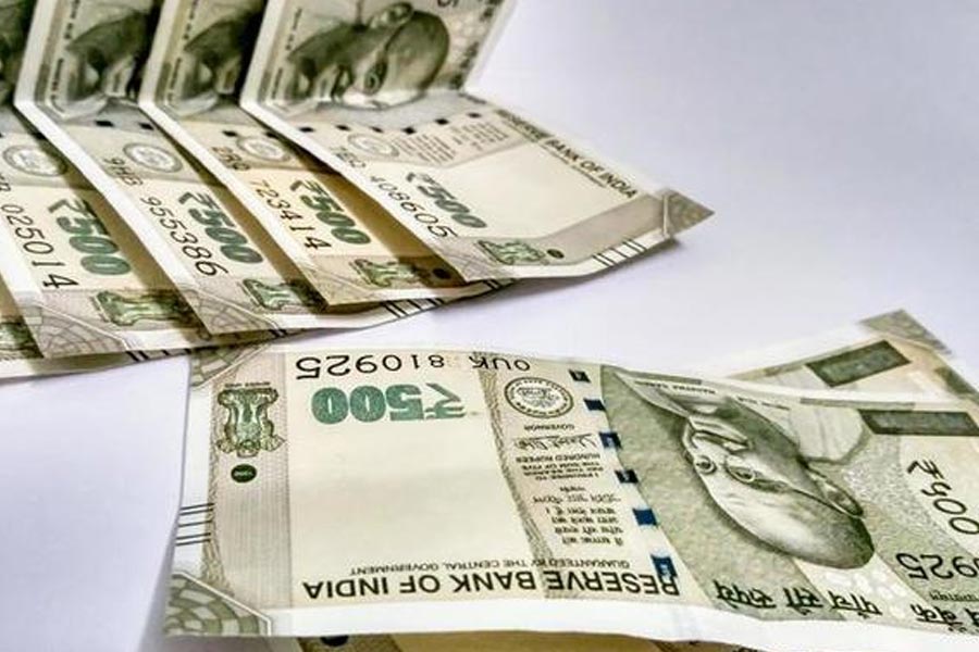 Inflation calculator Rs 1 crore value depreciate to Rs Rs 75 lakh know the details 