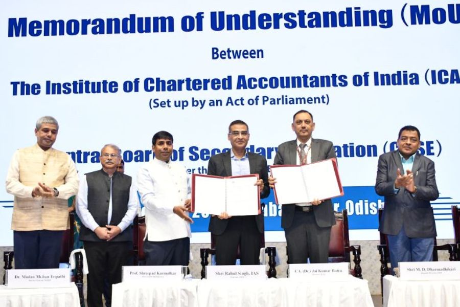 ICAI and CBSE MoU Sign.