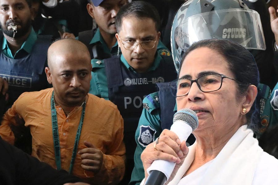 what did mamata banerjee say on the current situation of bangladesh