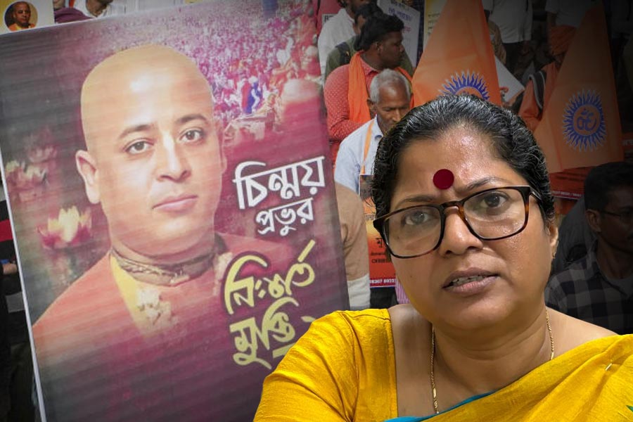 Head Mistress of Tarasundari girls’ school of Howrah Monalisa Maity calls for protest in Bangladesh issue dgtl