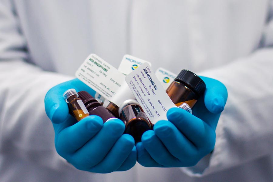 Scammers posing as fertility specialists are exploiting women with false pregnancy claims 