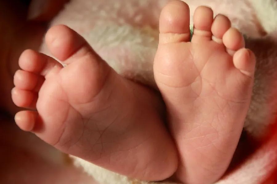 Scammers posing as fertility specialists are exploiting women with false pregnancy claims 