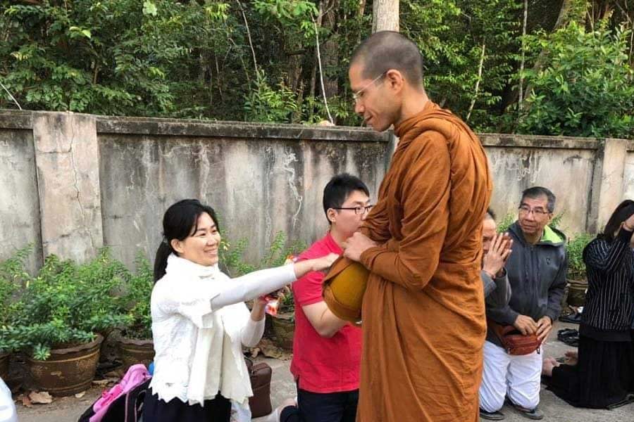 All about Ven Ajahn Siripanyo, monk who gave up wealth worth 40 thousand crore