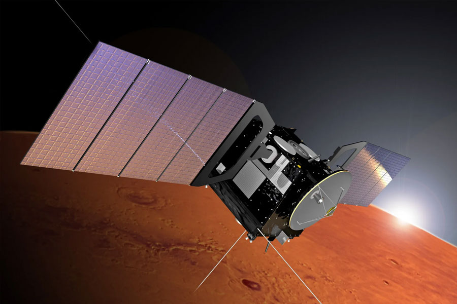 Biologist warns that humans could turn green while living on mars 