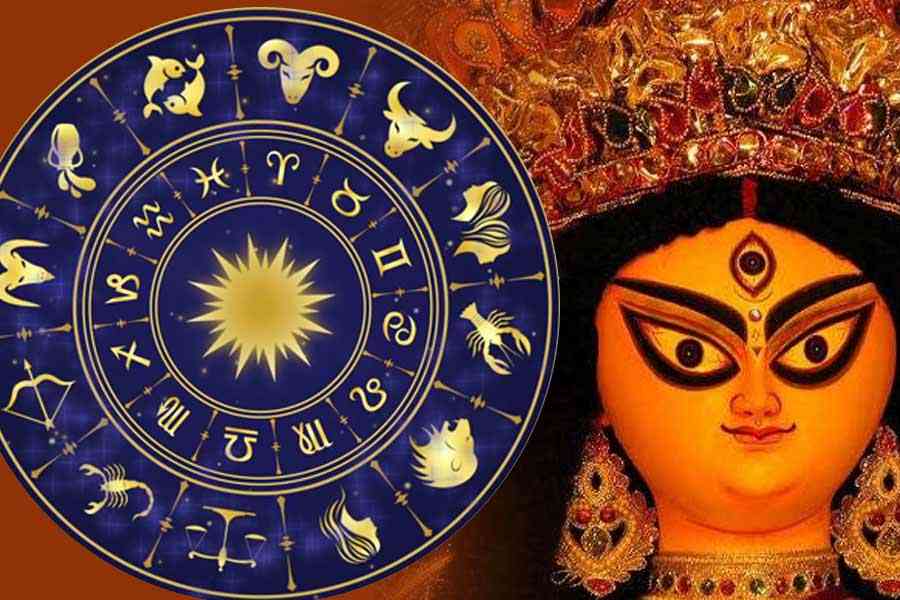 Wear Clothes Of These Colours according to your zodiac signs In this Durga Puja bring Happiness and Prosperity into Your Life