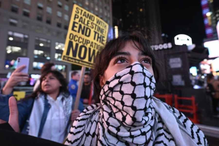 Germany to deny citizenship to people who share, like, or comment a slogan in social media 