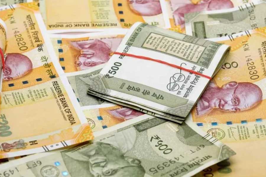 Mahatma Gandhi was not the first choice for Indian currency notes