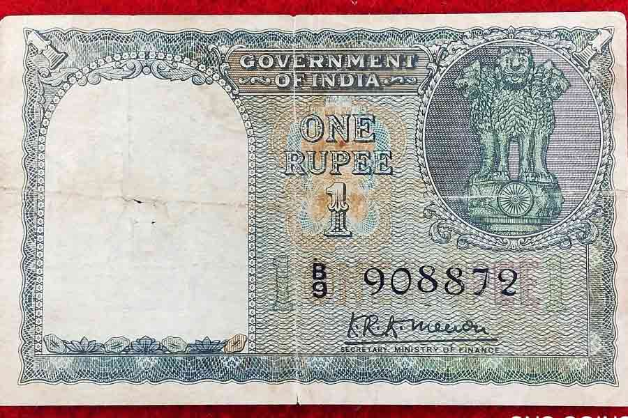 Mahatma Gandhi was not the first choice for Indian currency notes