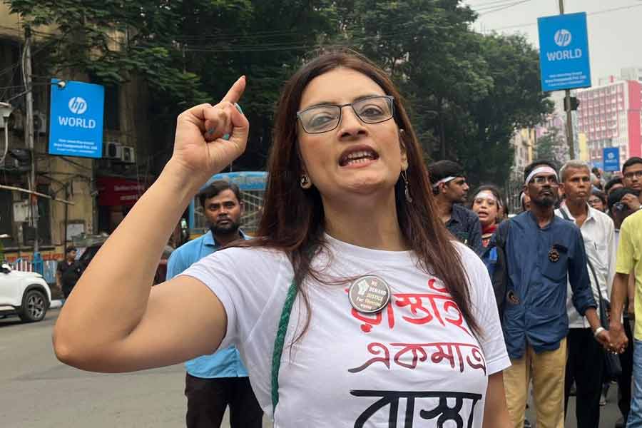  অভিনেত্রী উষসী চক্রবর্তী।