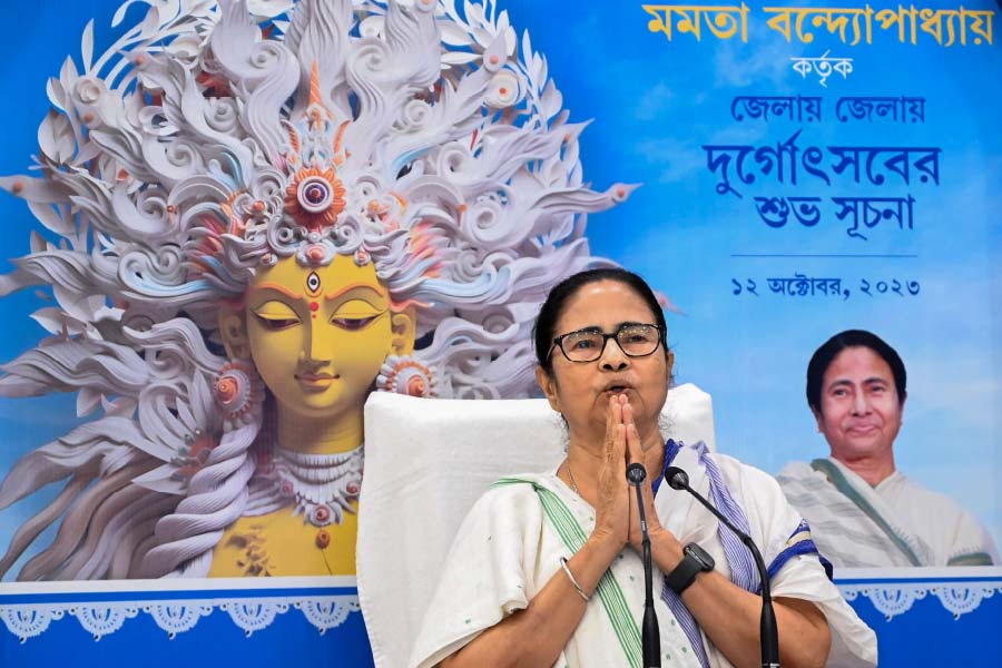 Debate over inauguration of Durga Puja before Mahalaya