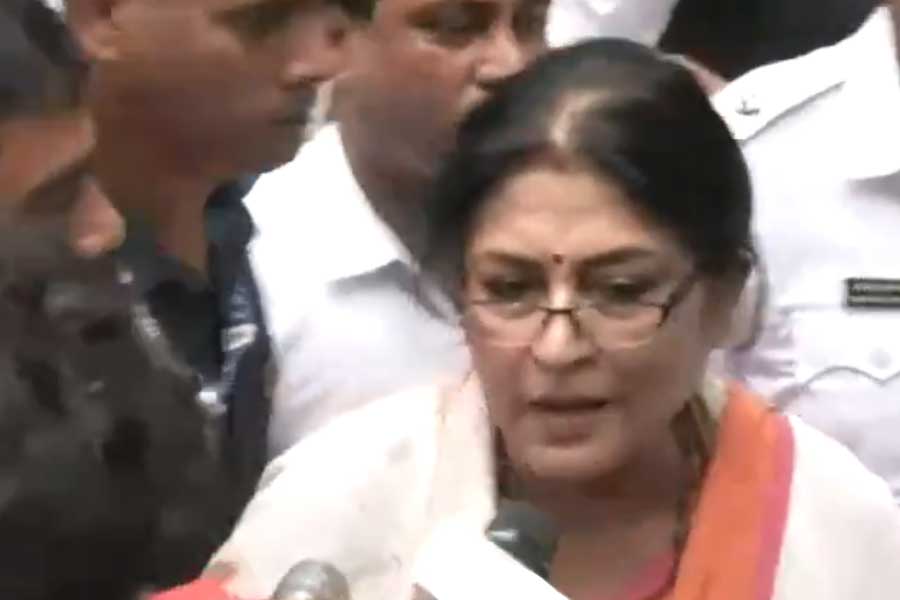 Roopa Ganguly has been taken to Alipore Court after arrest from Bansdroni dgtl