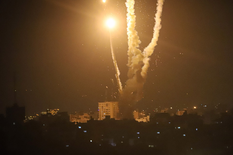 Iranian arsenal vs Israel tiered missile defence systems which countries have better firepower 