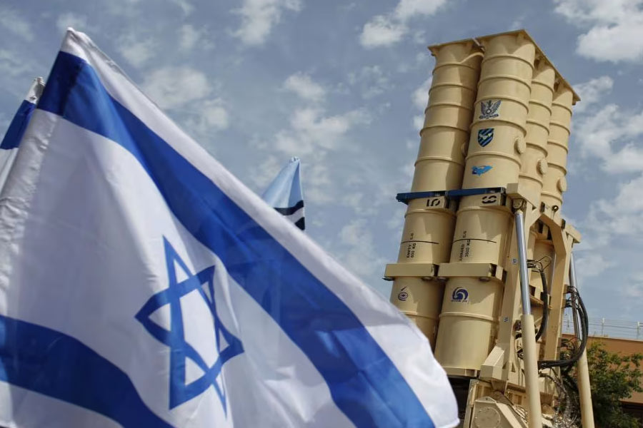 Iranian arsenal vs Israel tiered missile defence systems which countries have better firepower 