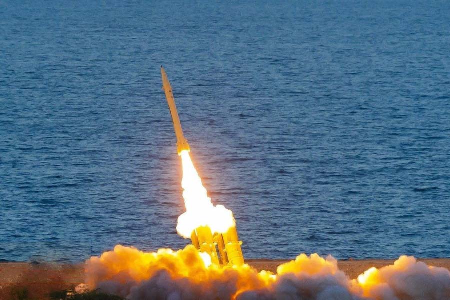 Iranian arsenal vs Israel tiered missile defence systems which countries have better firepower 