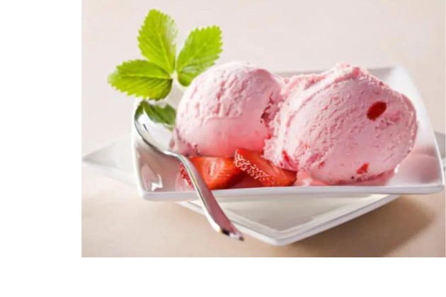 ন্যাচারাল আইসক্রিম: সম্পূর্ণ ঘরোয়া উপায়ে তৈরি এই ন্যাচারাল আইসক্রিম ক্লান্ত শরীরে আরাম দেবে।   