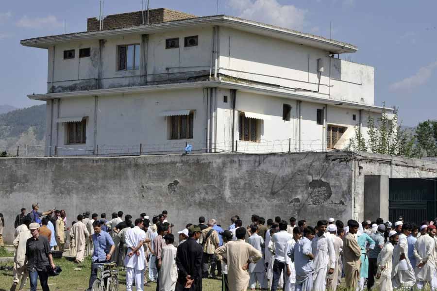 Terror Attack 600 people were killed by Al-Qaeda affiliated Militant Group in West African country 