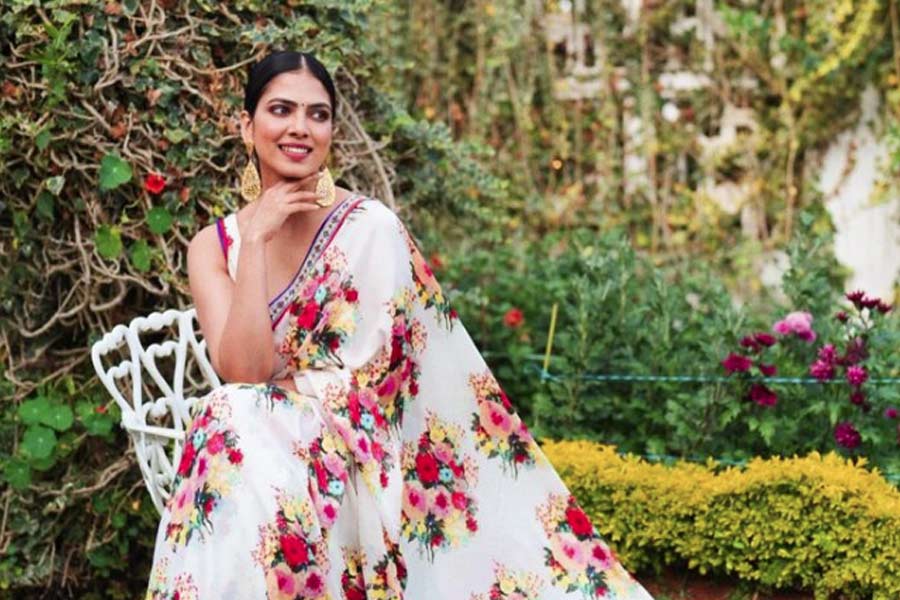 Meet Malavika Mohanan, who is Vicky Kaushal’s rumoured girlfriend, was once scolded for greeting Shah Rukh Khan 