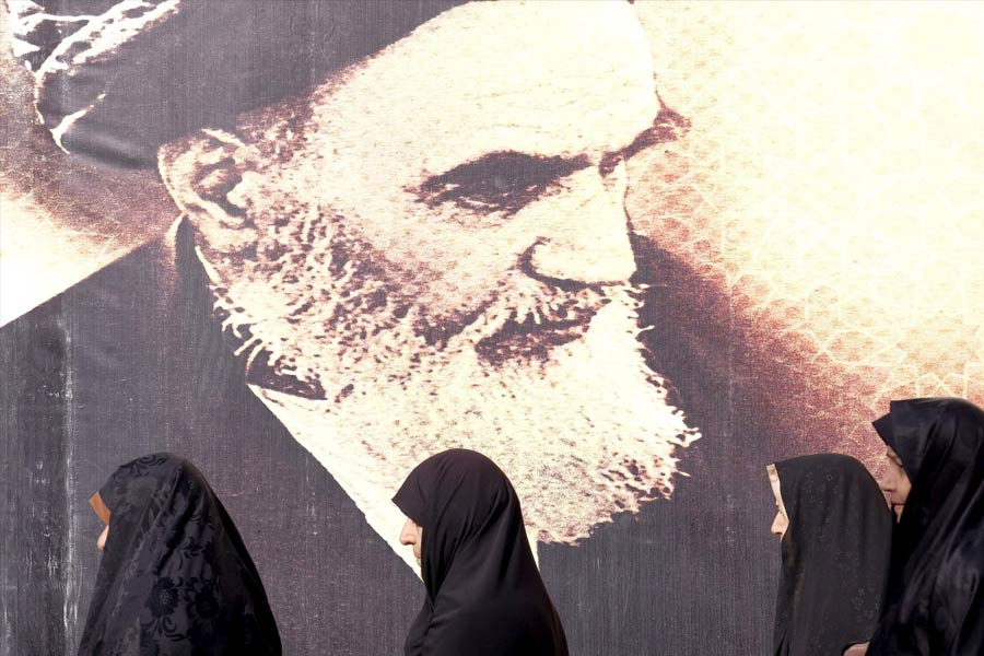 Iran 1st Supreme Leader Ruhollah Khomeini India connection know the details 