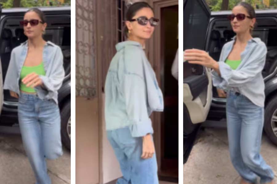 এভাবেও ডেনিমের পোশাক পরতে পারেন।