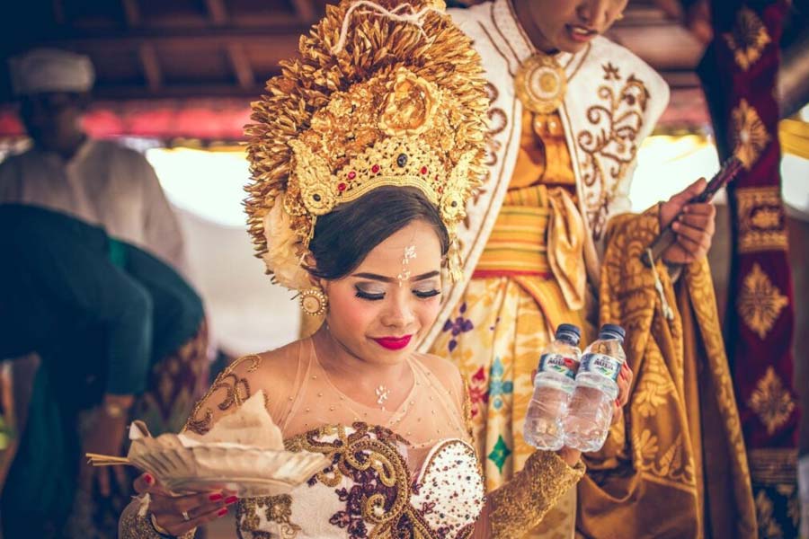 Young women in Indonesia are entering into short-term marriages with male tourists