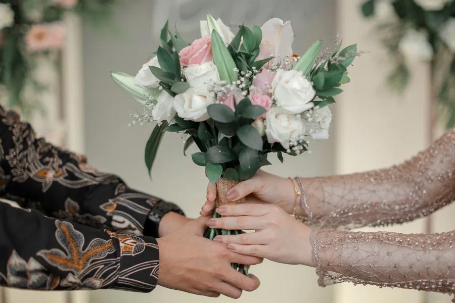 Young women in Indonesia are entering into short-term marriages with male tourists