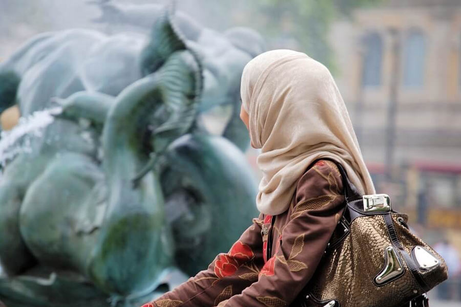 Young women in Indonesia are entering into short-term marriages with male tourists