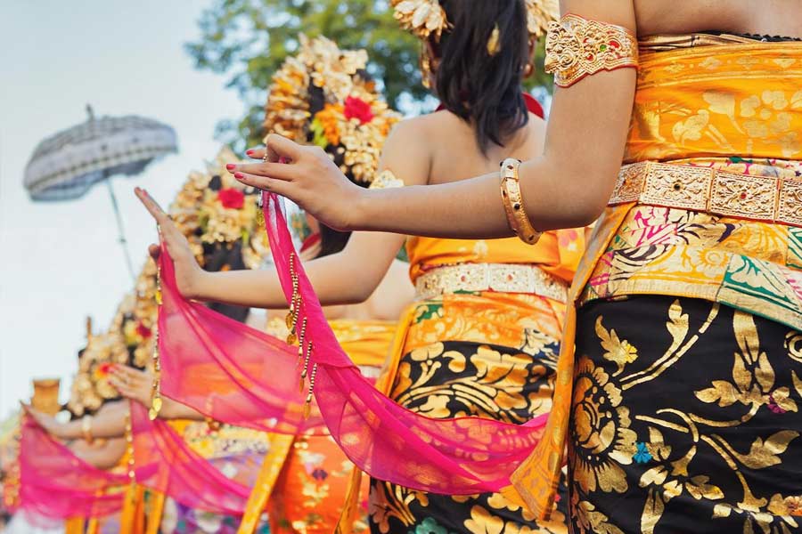 Young women in Indonesia are entering into short-term marriages with male tourists