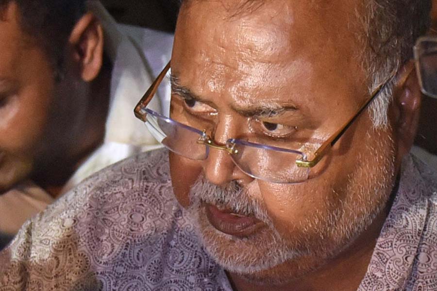 CBI went to Presidency Jail to interrogate Partha Chatterjee