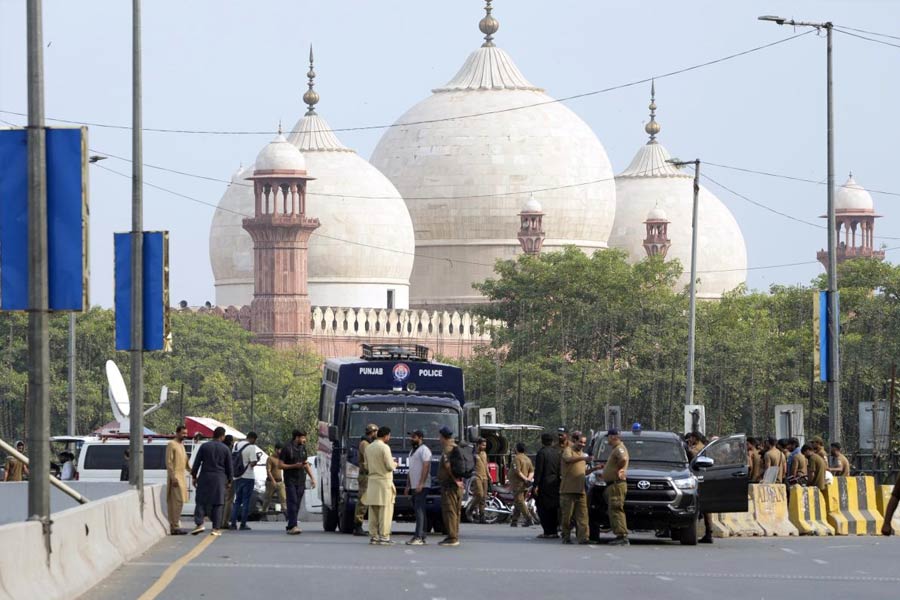 Pakistan may split into 3 to 4 pieces amid civil war like situation say experts 