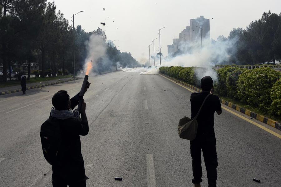 Pakistan may split into 3 to 4 pieces amid civil war like situation say experts 