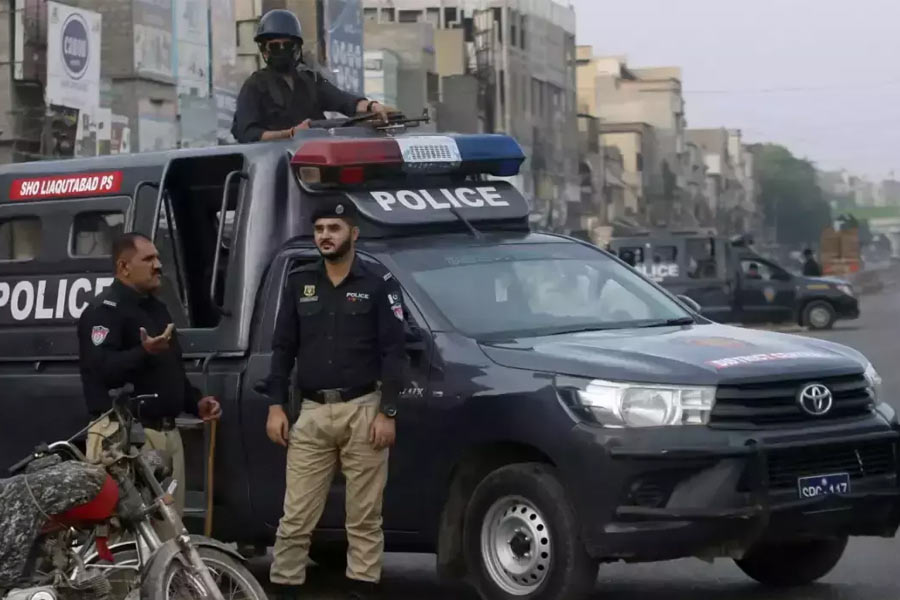 Pakistan may split into 3 to 4 pieces amid civil war like situation say experts 