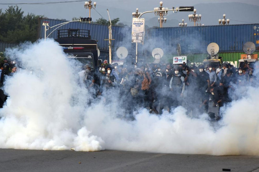 Pakistan may split into 3 to 4 pieces amid civil war like situation say experts 