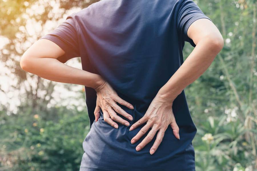 এখানে নিতম্বের ব্যথার কিছু কারণ দেওয়া হল। কোন কোন রোগের লক্ষণ হতে পারে এই যন্ত্রণা? জেনে নিন পুজোর আগেই। নয়তো পুজোর আনন্দটাই মাটি হতে পারে!