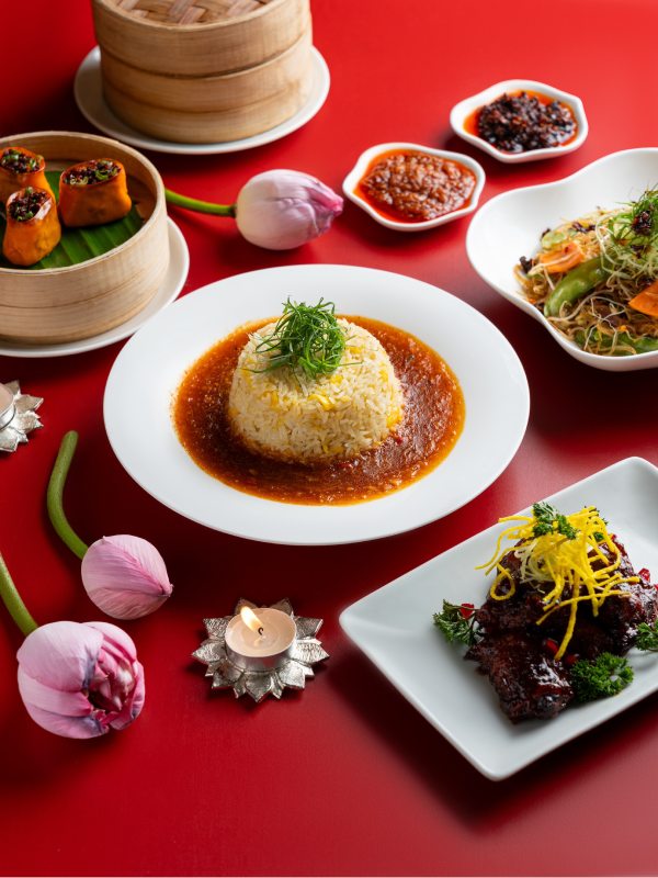 প্রিয়জনের সঙ্গে সুন্দর মুহূর্ত কাটানোর জন্য ভাল রেস্তরাঁর খোঁজ করলে গন্তব্য হতে পারে ইওচা।