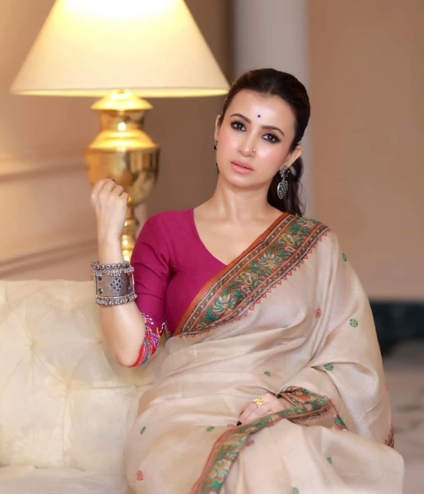 মনামী ঘোষ। 