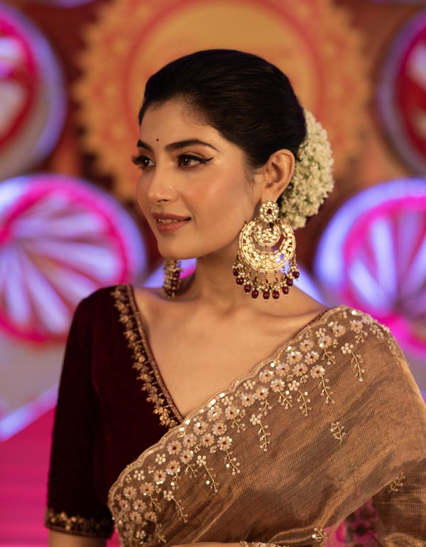 Ritabhari Chakraborty, Swastika Mukherjee and other actors share Durga Puja 2024 look from Sasthi to Dashami 