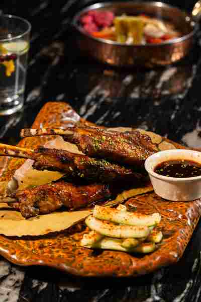 পুজো স্পেশ্যাল মেনু কল অন রেস্তরাঁয়।