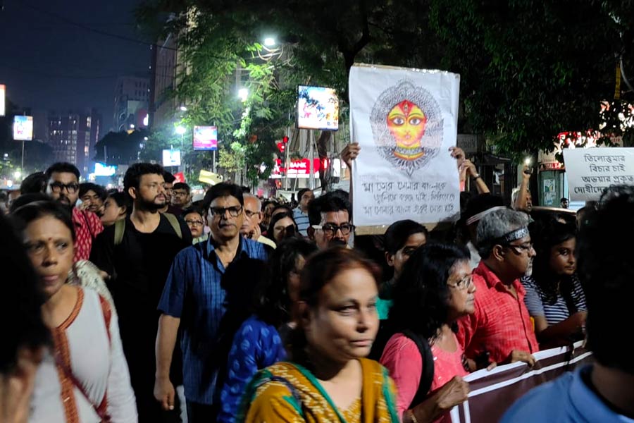 জুনিয়র ডাক্তারদের মিছিল।