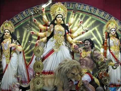 হিন্দুশাস্ত্রে সংস্কৃতে ‘দুর্গা’  শব্দের অর্থ— ‘দৈত্যনাশার্থবচনো দকারঃ পরিকীর্তিতঃ। উকারো বিঘ্ননাশস্য বাচকো বেদসম্মত। রেফো রোগঘ্নবচনো গশ্চ পাপঘ্নবাচকঃ। ভয়শত্রুঘ্নবচনশ্চাকারঃ পরিকীর্তিত।’ 