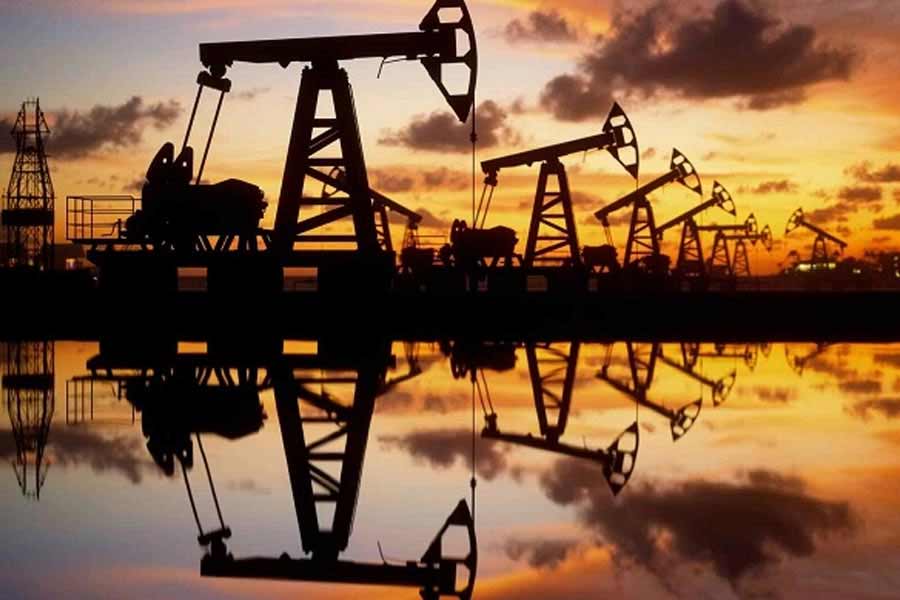 Gold and Crude Oil rate advanced in opposite directions since one year of Israel Hamas war